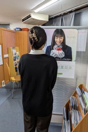 写真　中島講師 トリミング.jpg