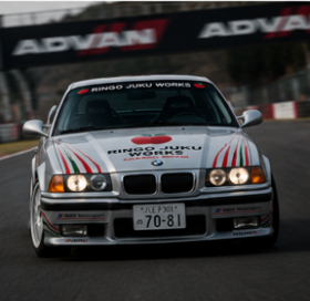 BMWE36デモカー3.png